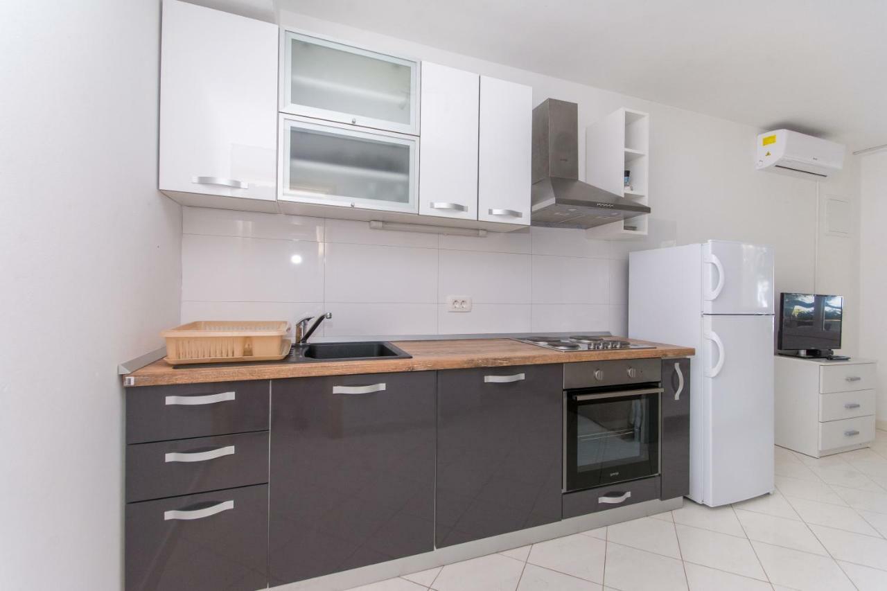 Appartement Ratak House à Prižba Extérieur photo